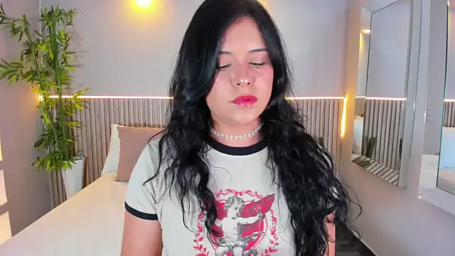 MARIAo0 – webcam model profile photo Image 10