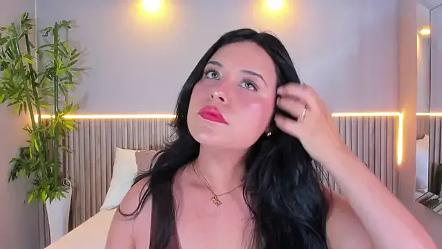 MARIAo0 – webcam model profile photo Image 7