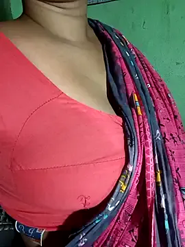 _Alice_1 – webcam model profile photo Image 11