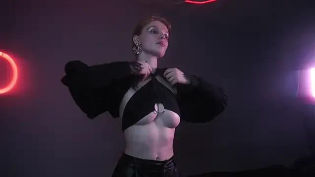 scarlet_evans1 – webcam model profile photo Image 10