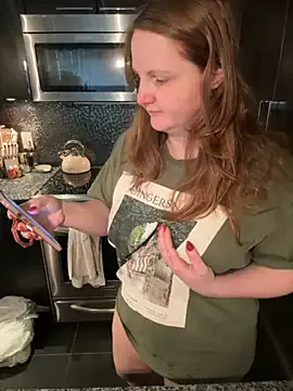 TOP_po – webcam model profile photo Image 17