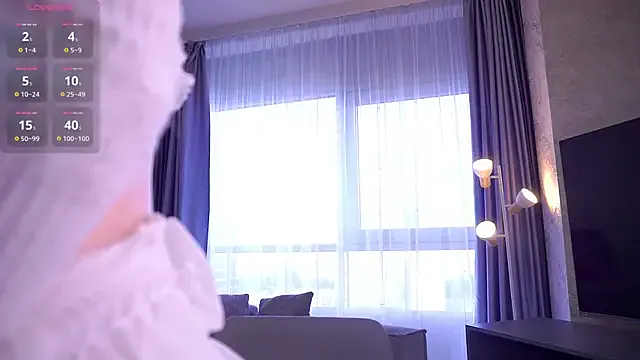 Runarunapi – webcam model profile photo Image 3