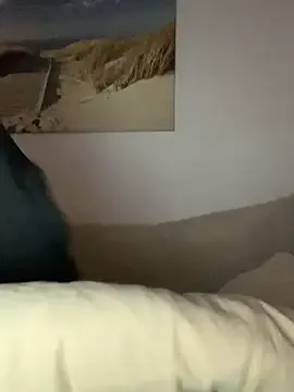 Runarunapi – webcam model profile photo Image 9