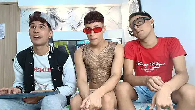 Runarunapi – webcam model profile photo Image 3