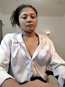 nicolle_mitchelle – webcam model profile photo Image 11