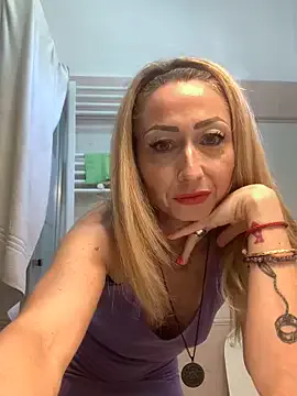 mia_elfie – webcam model profile photo Image 17