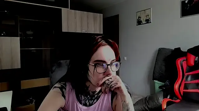 Runarunapi – webcam model profile photo Image 14