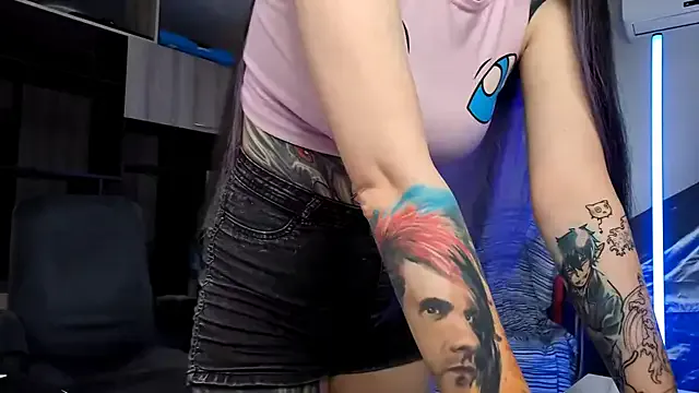 Runarunapi – webcam model profile photo Image 17