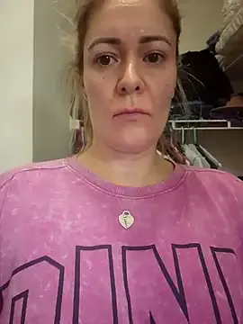 _milkyway – webcam model profile photo Image 8