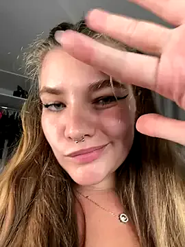 lil_eva live broadcast Image 2