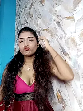 luvlivvyy – webcam model profile photo Image 10