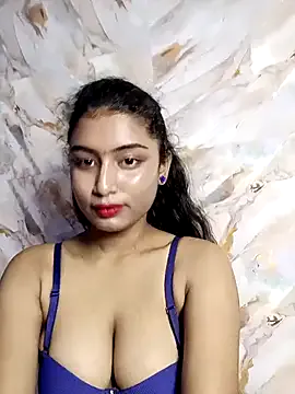 luvlivvyy – webcam model profile photo Image 4