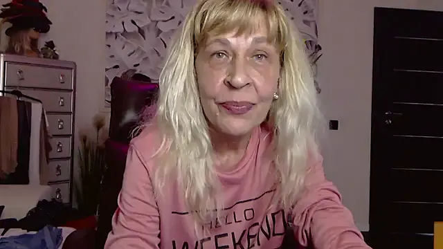 mollyflwers – webcam model profile photo Image 6