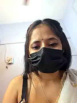 emyii – webcam model profile photo Image 8