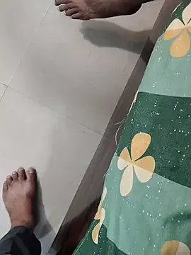 hot_plak – webcam model profile photo Image 4