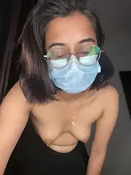 _meganmeow_ – webcam model profile photo Image 3