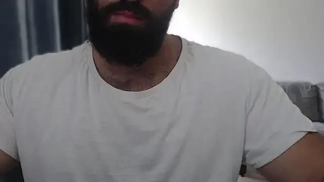 Runarunapi – webcam model profile photo Image 10