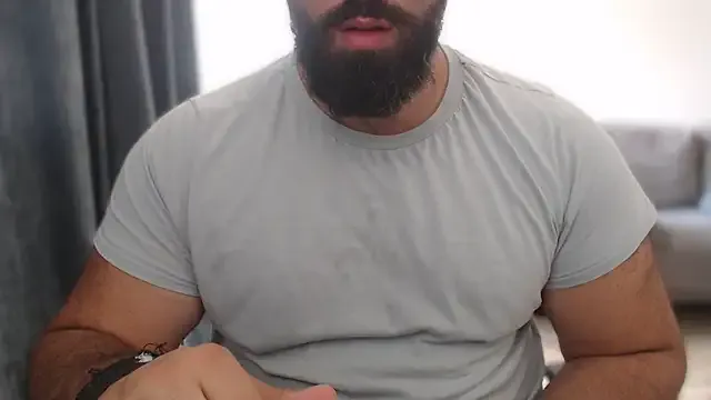 Runarunapi – webcam model profile photo Image 8