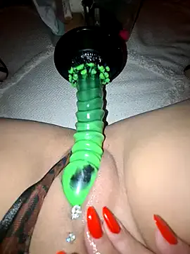 _milkyway – webcam model profile photo Image 5