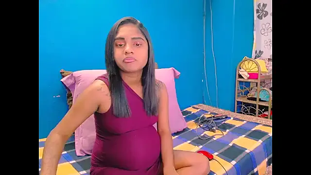 Runarunapi – webcam model profile photo Image 15