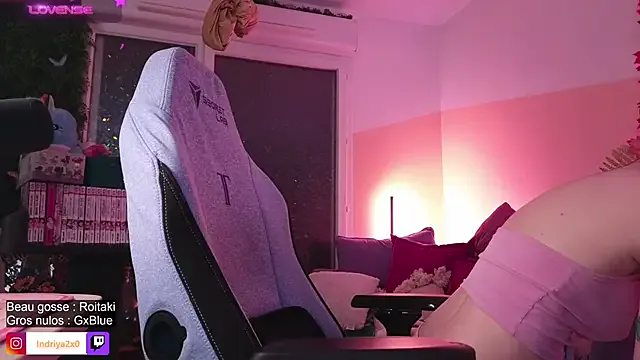 NicoleCut – webcam model profile photo Image 12