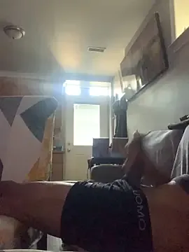 joel28665 – webcam model profile photo Image 4