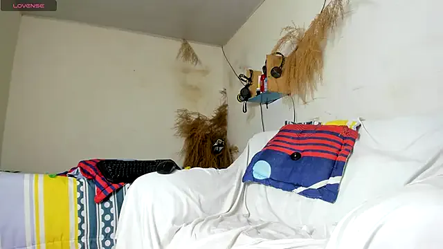 krissone live broadcast Image 3