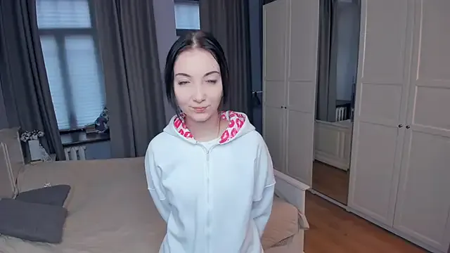 Runarunapi – webcam model profile photo Image 3