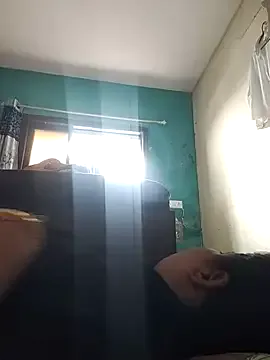 Runarunapi – webcam model profile photo Image 10