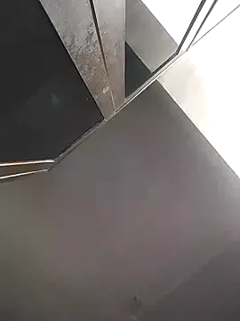 Runarunapi – webcam model profile photo Image 5