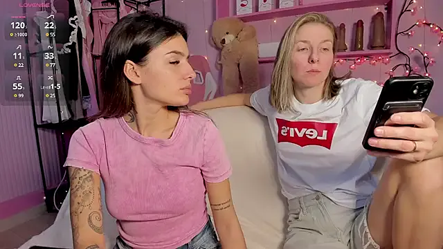 RollDolls – webcam model profile photo Image 2