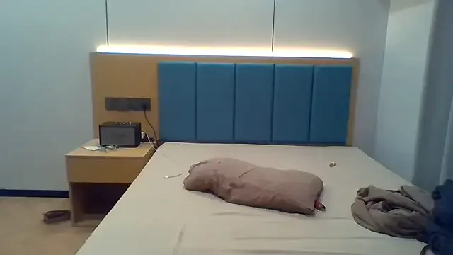 aviebby – webcam model profile photo Image 18