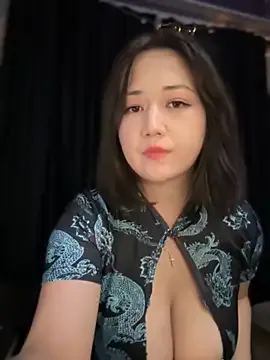 Minami_jjj – webcam model profile photo Image 18