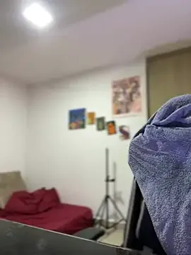 Runarunapi – webcam model profile photo Image 18