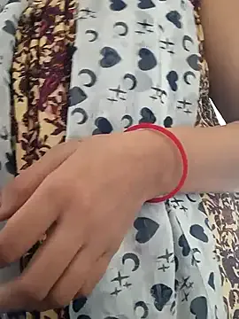 Runarunapi – webcam model profile photo Image 17