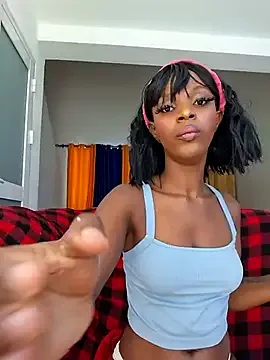 Runarunapi – webcam model profile photo Image 17