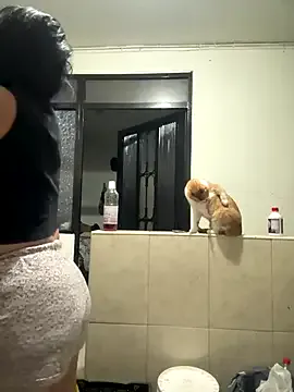 LadyLena1 – webcam model profile photo Image 16