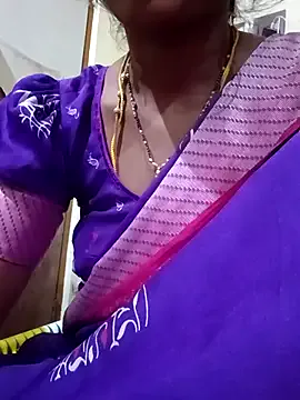 PumaShyXD – webcam model profile photo Image 5