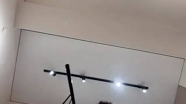 Minami_jjjj – webcam model profile photo Image 19