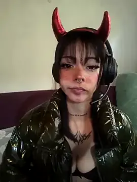 monika_reed1 – webcam model profile photo Image 5