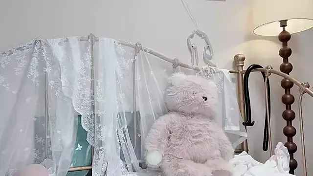 Priyajaanbaby – webcam model profile photo Image 11