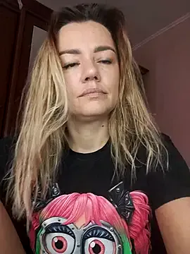 PumaShyXD – webcam model profile photo Image 13