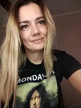 PumaShyXD – webcam model profile photo Image 14