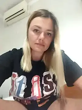 PumaShyXD – webcam model profile photo Image 19