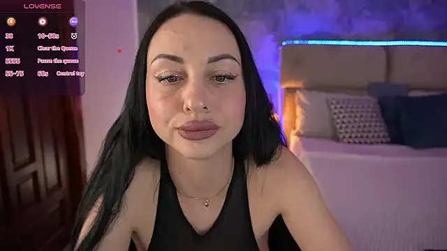 KristiiMax – webcam model profile photo