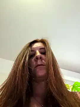 _Alice_1 – webcam model profile photo Image 14