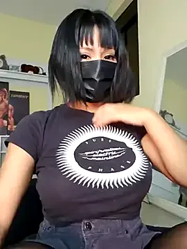 _Alice_1 – webcam model profile photo Image 10