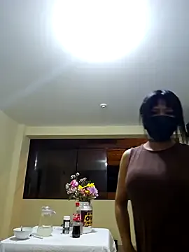 _Alice_1 – webcam model profile photo Image 11