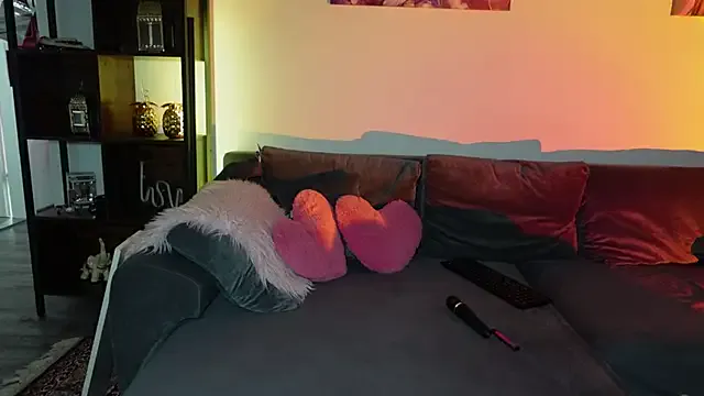 ehotlovea live broadcast Image 2