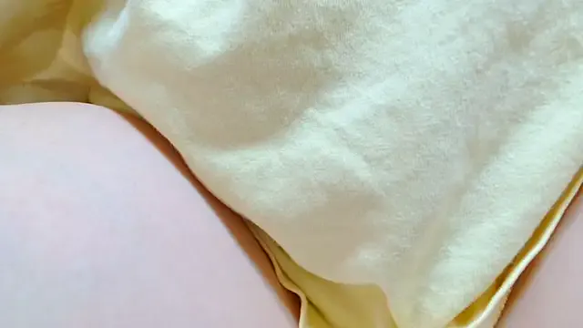 heavenngirlyy444 – webcam model profile photo Image 3